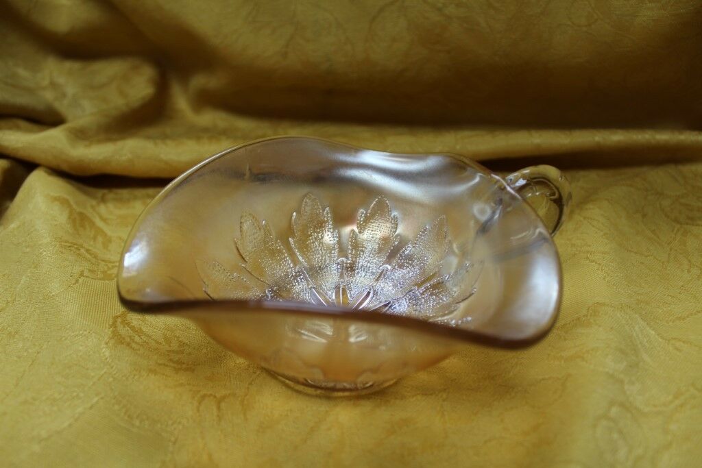 Eapg Beautiful Dugan Peach Opalescent Glass Leaf Rays One-handled Nappy Bowl